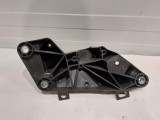 Upper Bracket (Left)